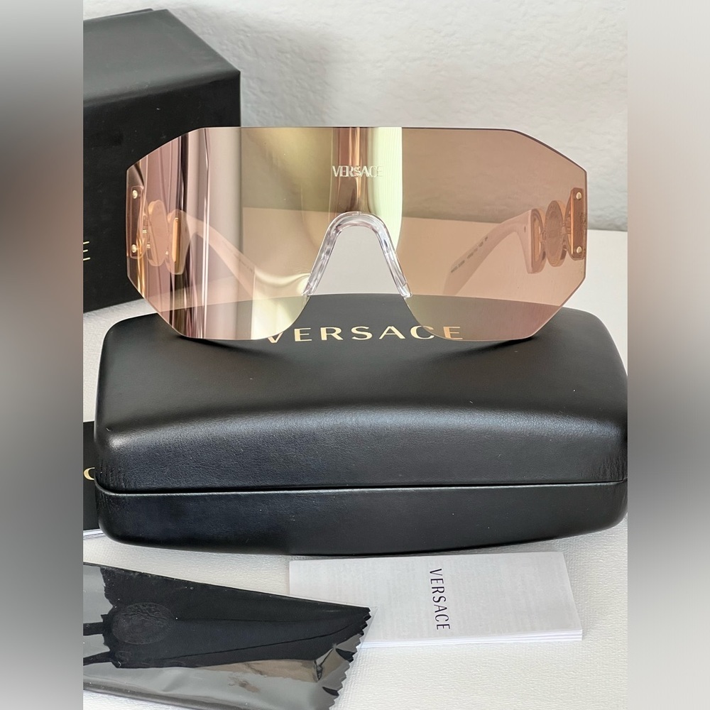 NEW VERSACE MEDUSA BIGGIE MASK SUNGLASSES Rose Gold White Logo Shield Shades